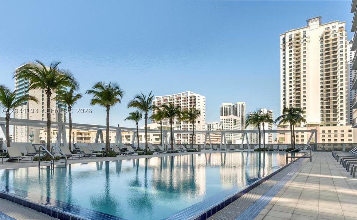 THE AXIS ON BRICKELL COND - Residential Lease