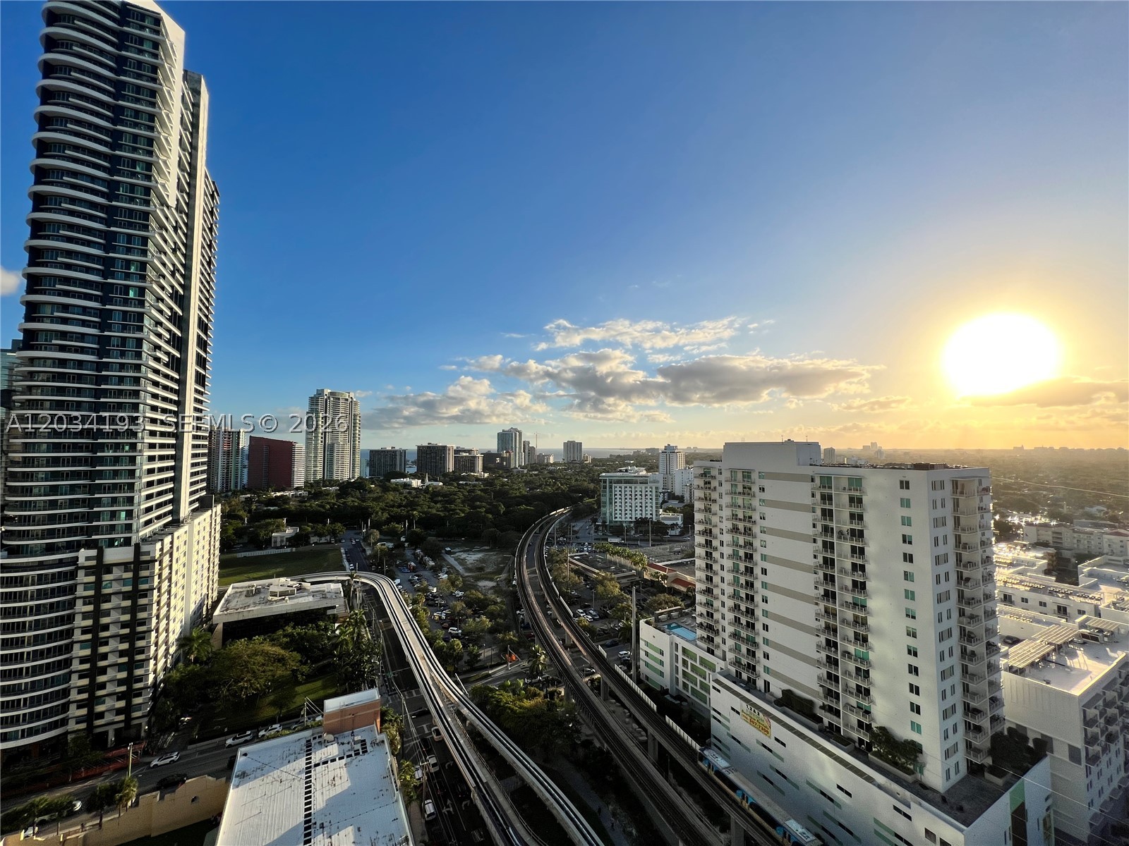 THE AXIS ON BRICKELL COND - Residential Lease