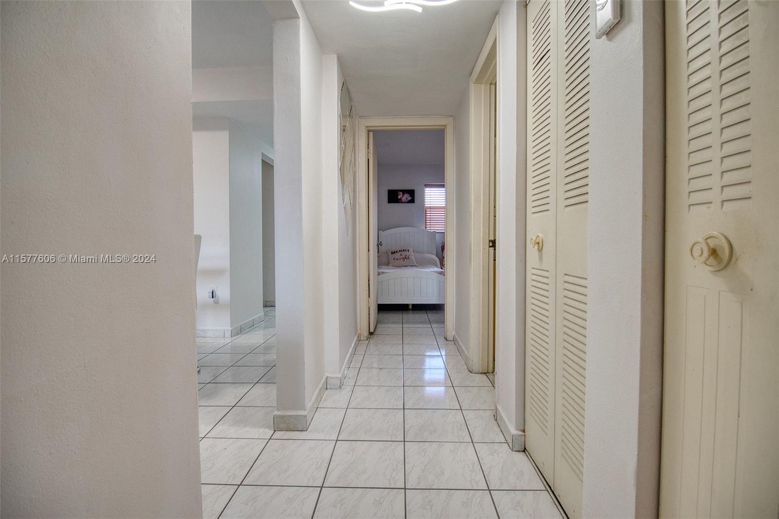 PALM-EAST GARDENS CONDO - Residential
