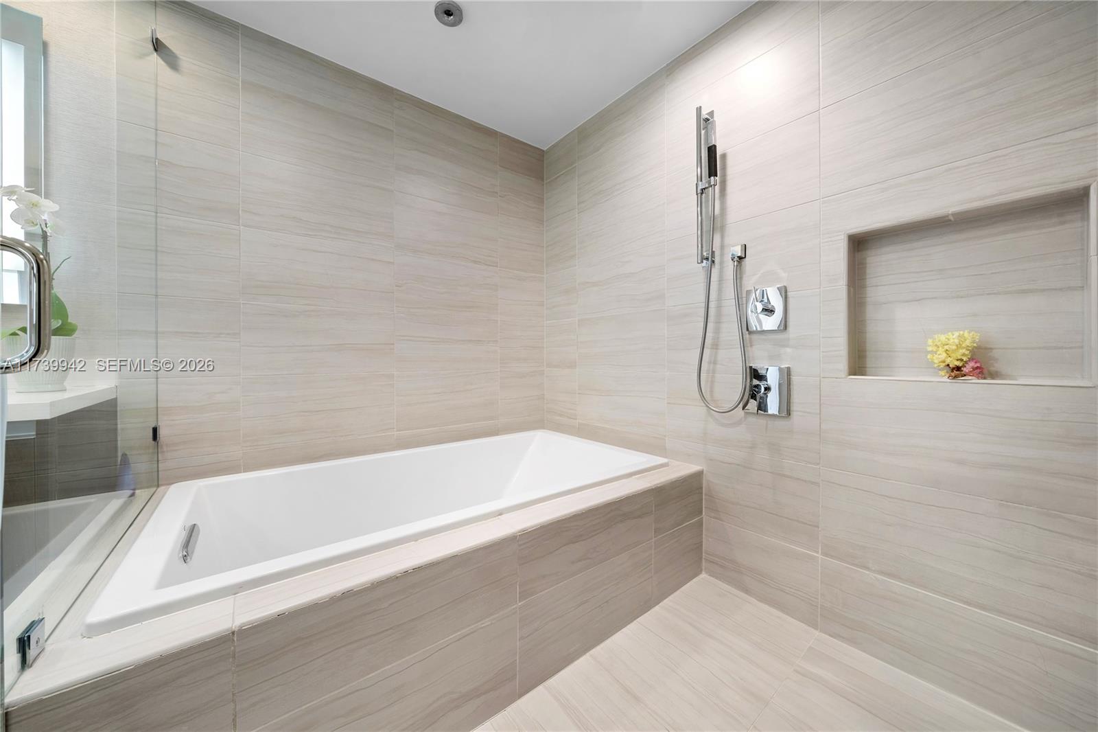 RIVA - Residential