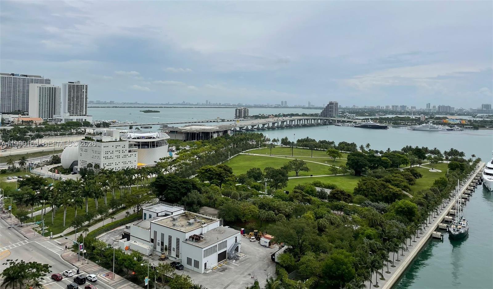 MARINABLUE CONDO - Residential