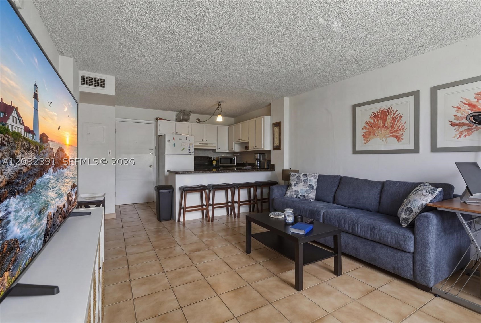 EAST SHORE CONDO - Residential