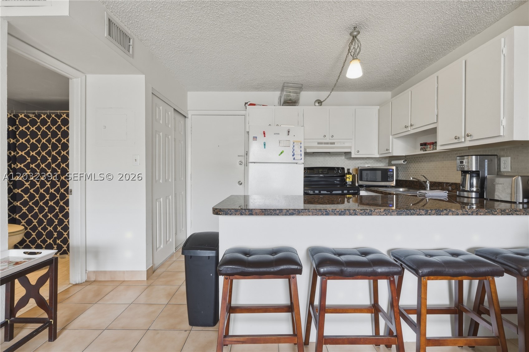 EAST SHORE CONDO - Residential