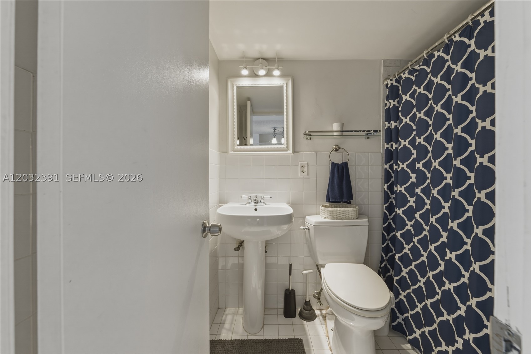 EAST SHORE CONDO - Residential