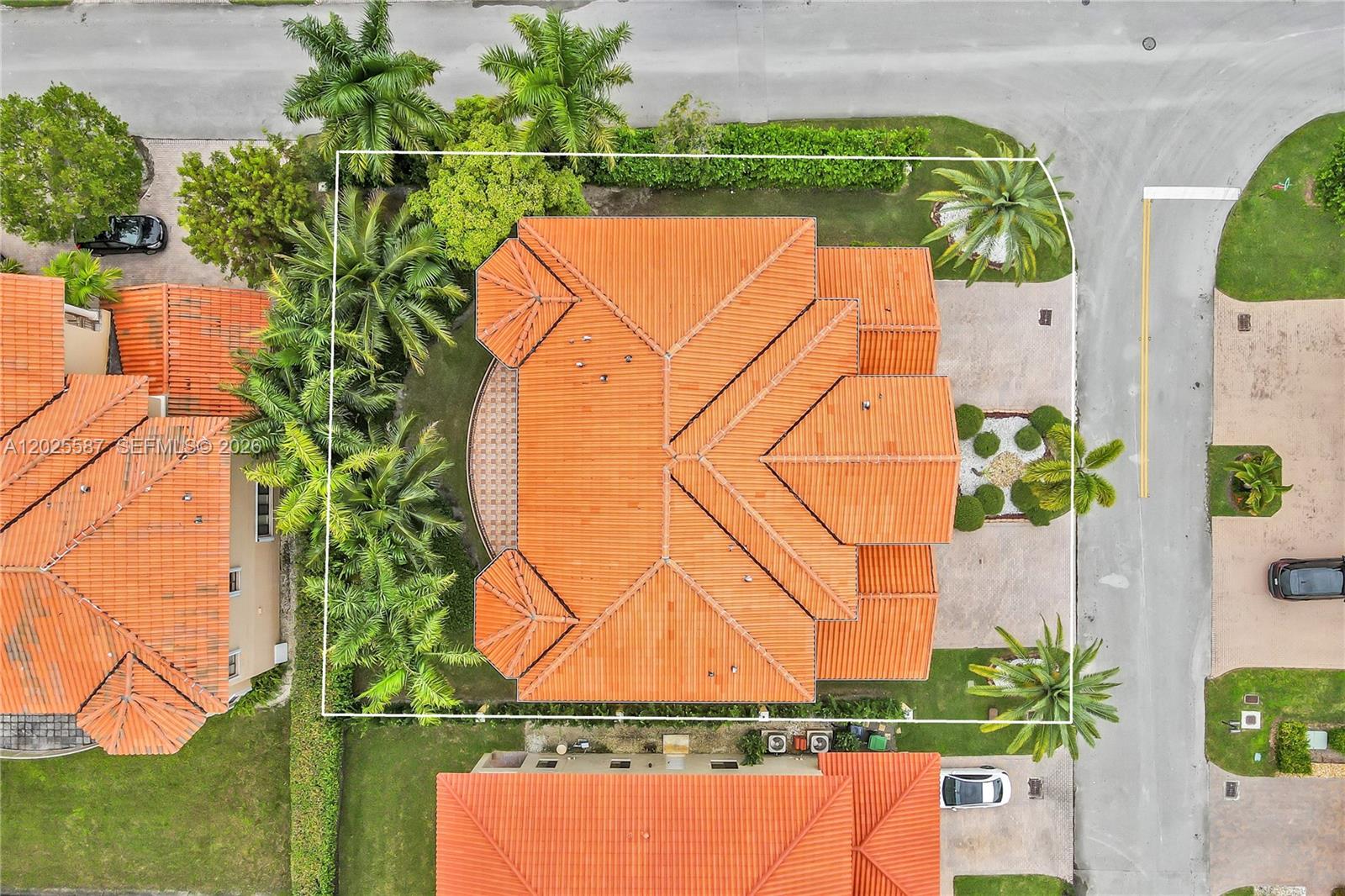 CUTLER CAY - Residential