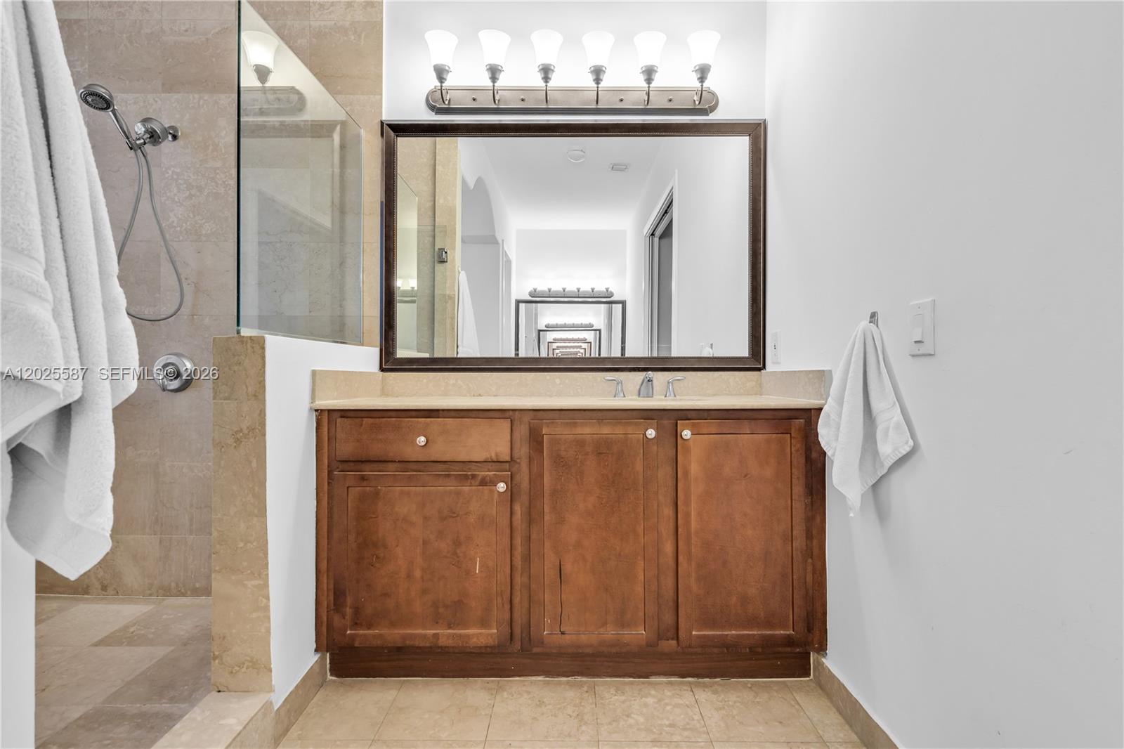 CUTLER CAY - Residential