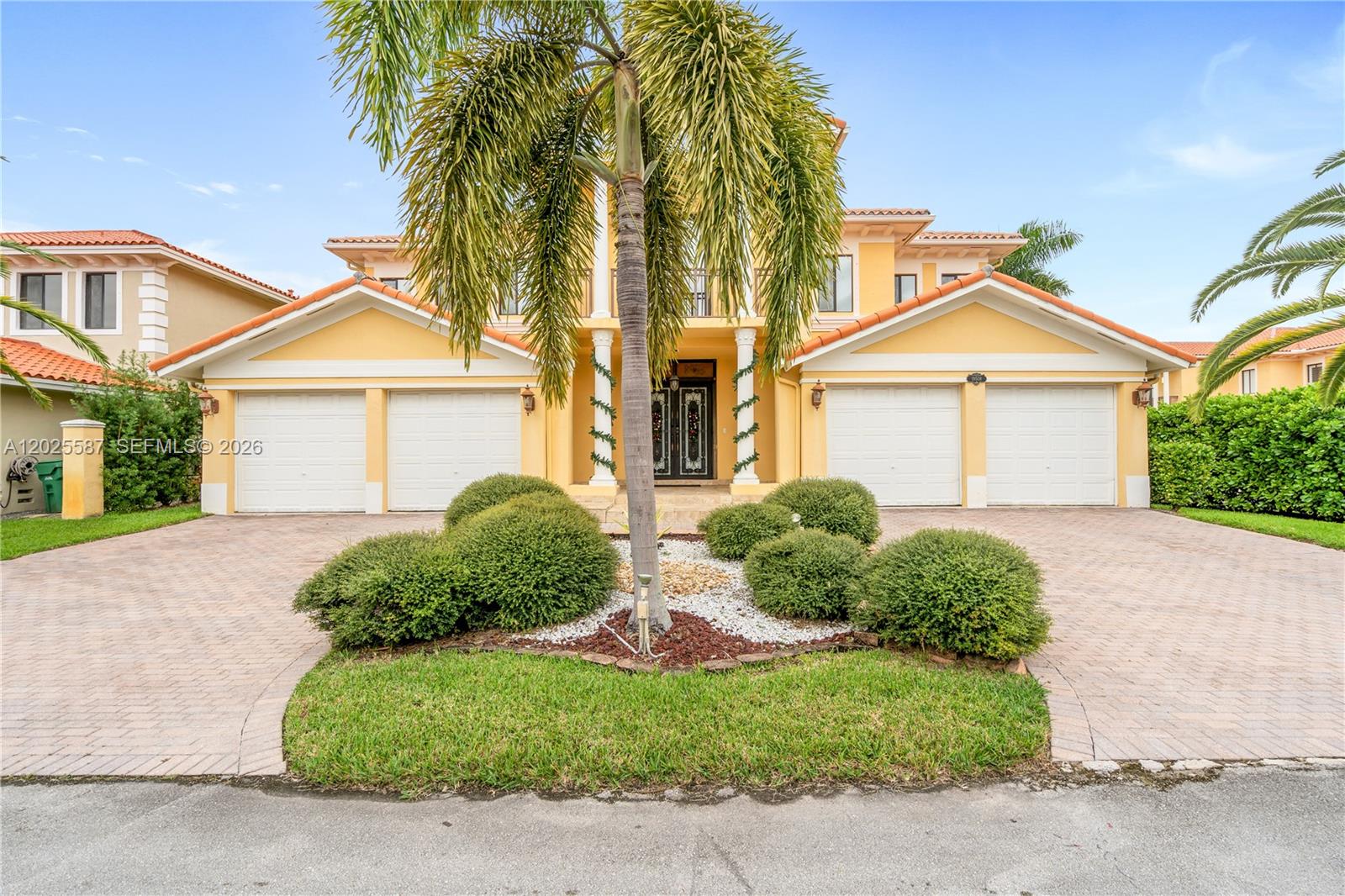 CUTLER CAY - Residential