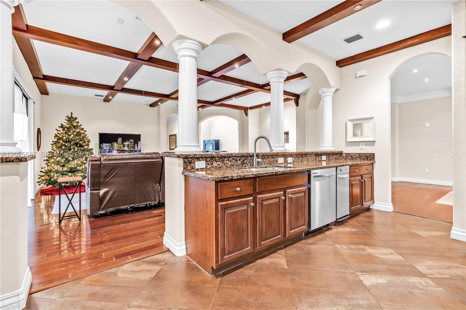 CUTLER CAY - Residential