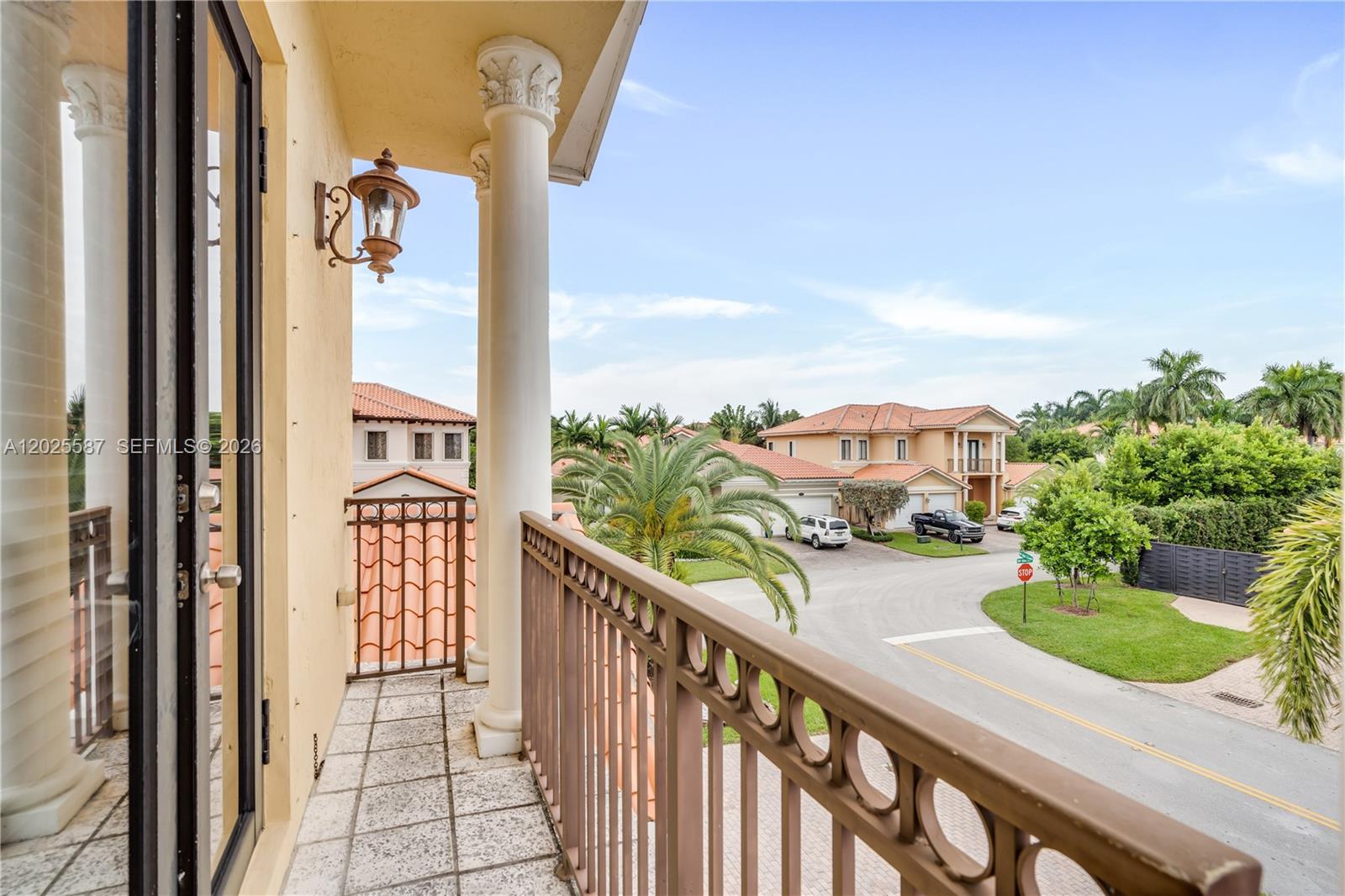 CUTLER CAY - Residential