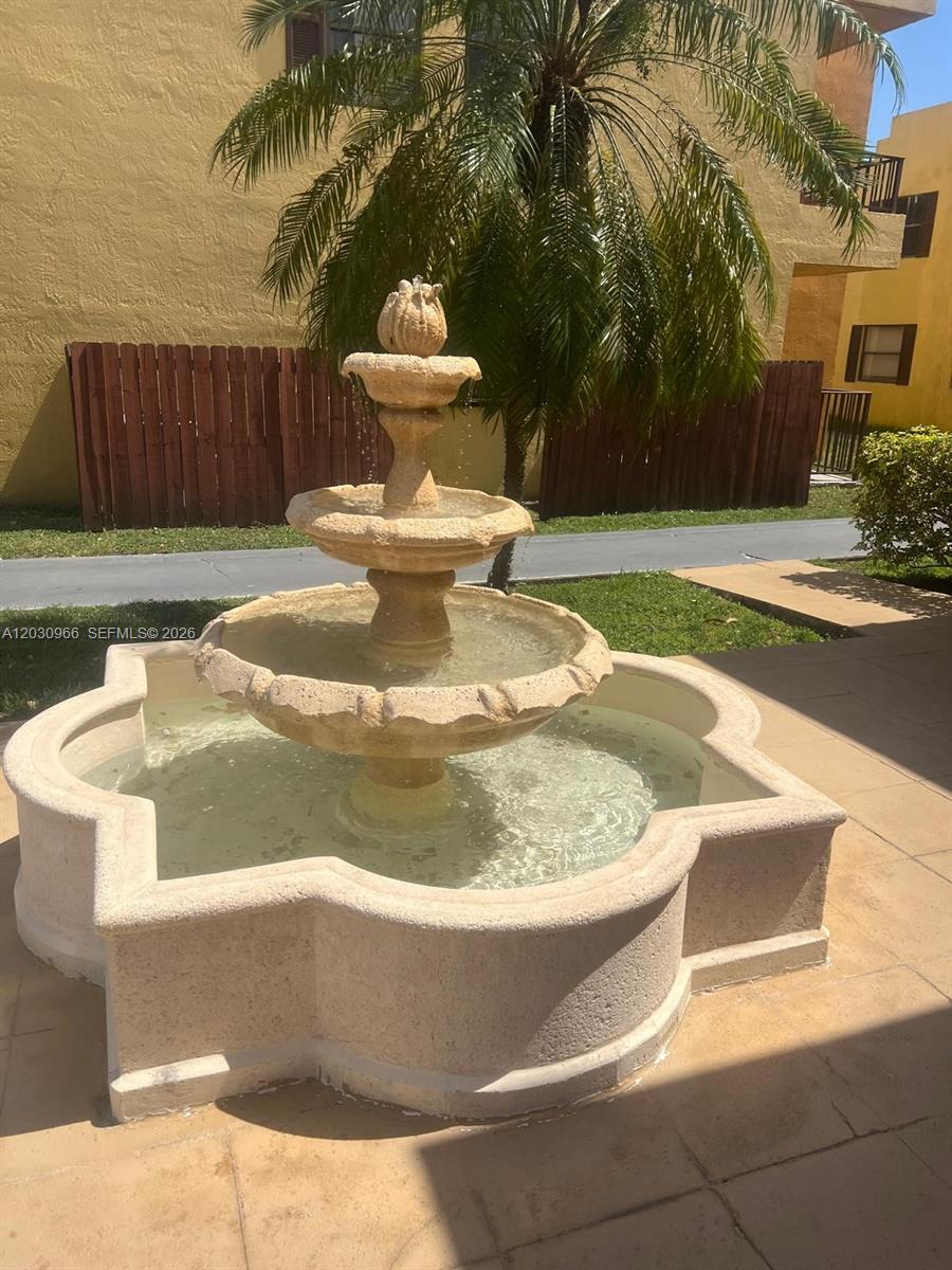 SOLEIL LAKE CONDO - Residential Lease