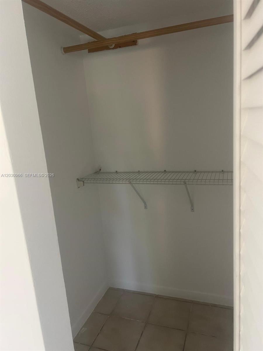 SOLEIL LAKE CONDO - Residential Lease