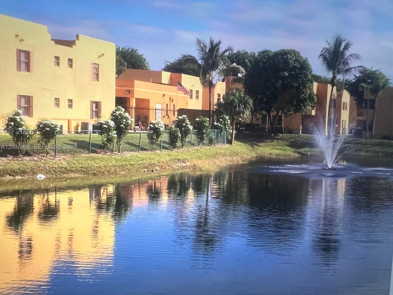 Remodeled condo 2 rooms & 1.5 bathroom with washer and dryer in unit and 2 assigned parking spaces, visitors and possibility to rent others. Close to FIU and commercial centers. Amenities: swimming pool, children's playground, dog park, lake, green areas, clubhouse, and others. Surveillance system of security 24 hours cameras and patrolling. Fast approval.