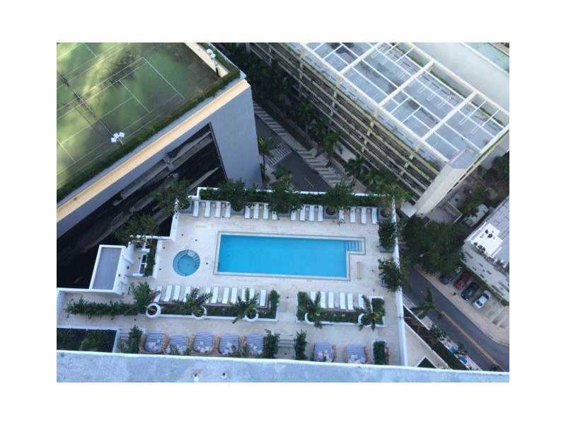 BRICKELLHOUSE - Residential Lease