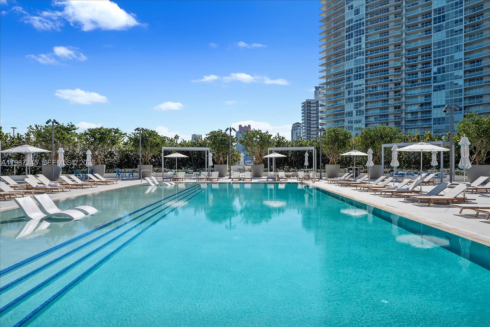Park Residences Condo - Residential