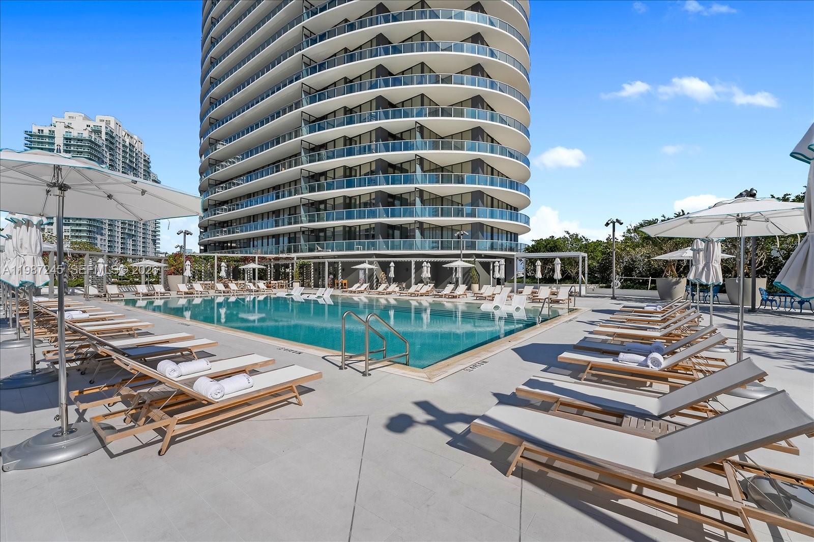Park Residences Condo - Residential