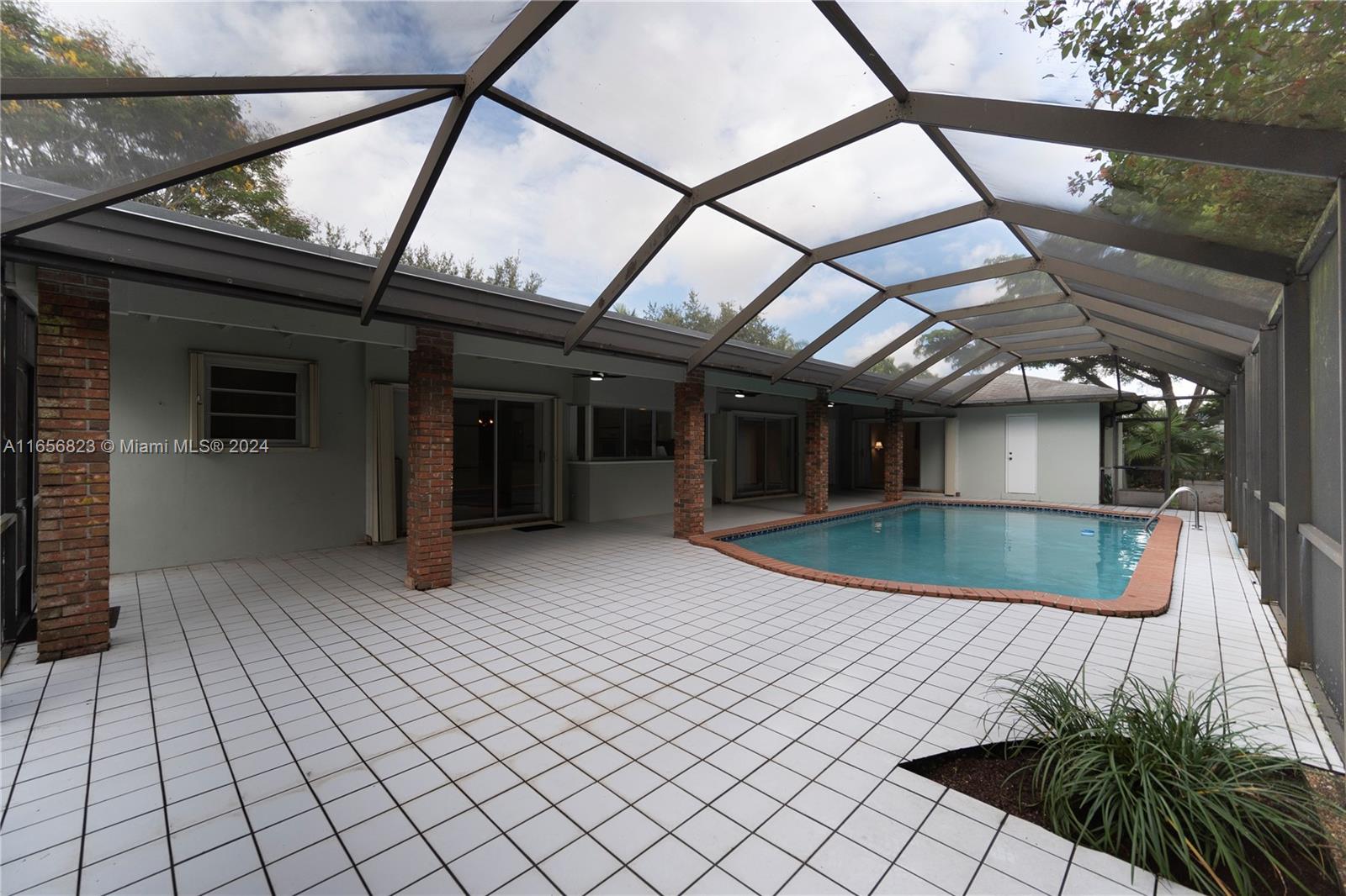 WEST GROVE - Residential