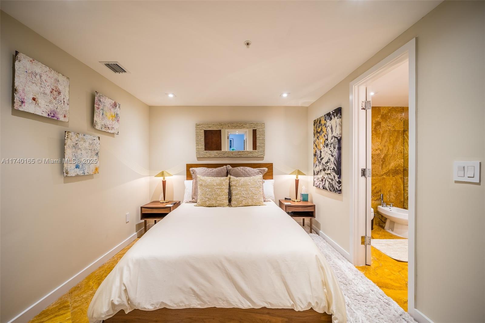 THE TOWER RESIDENCES COND - Residential Lease