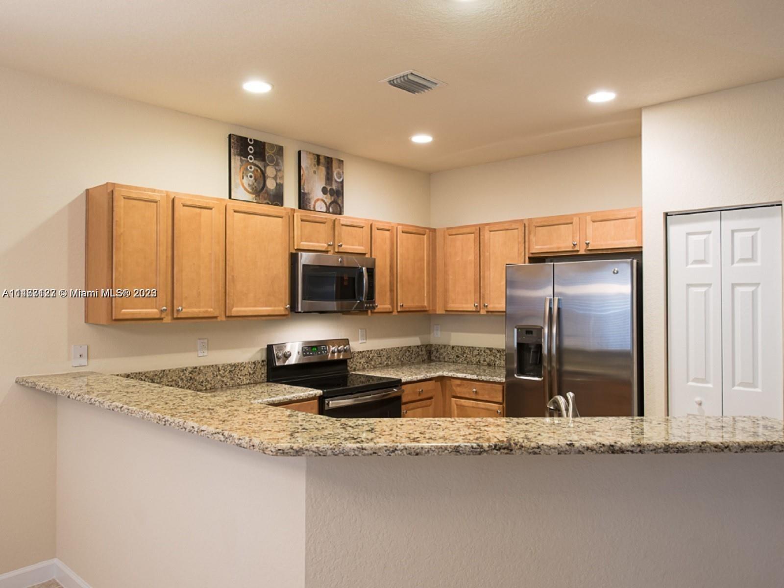 SILVER PALM WEST - Residential Lease