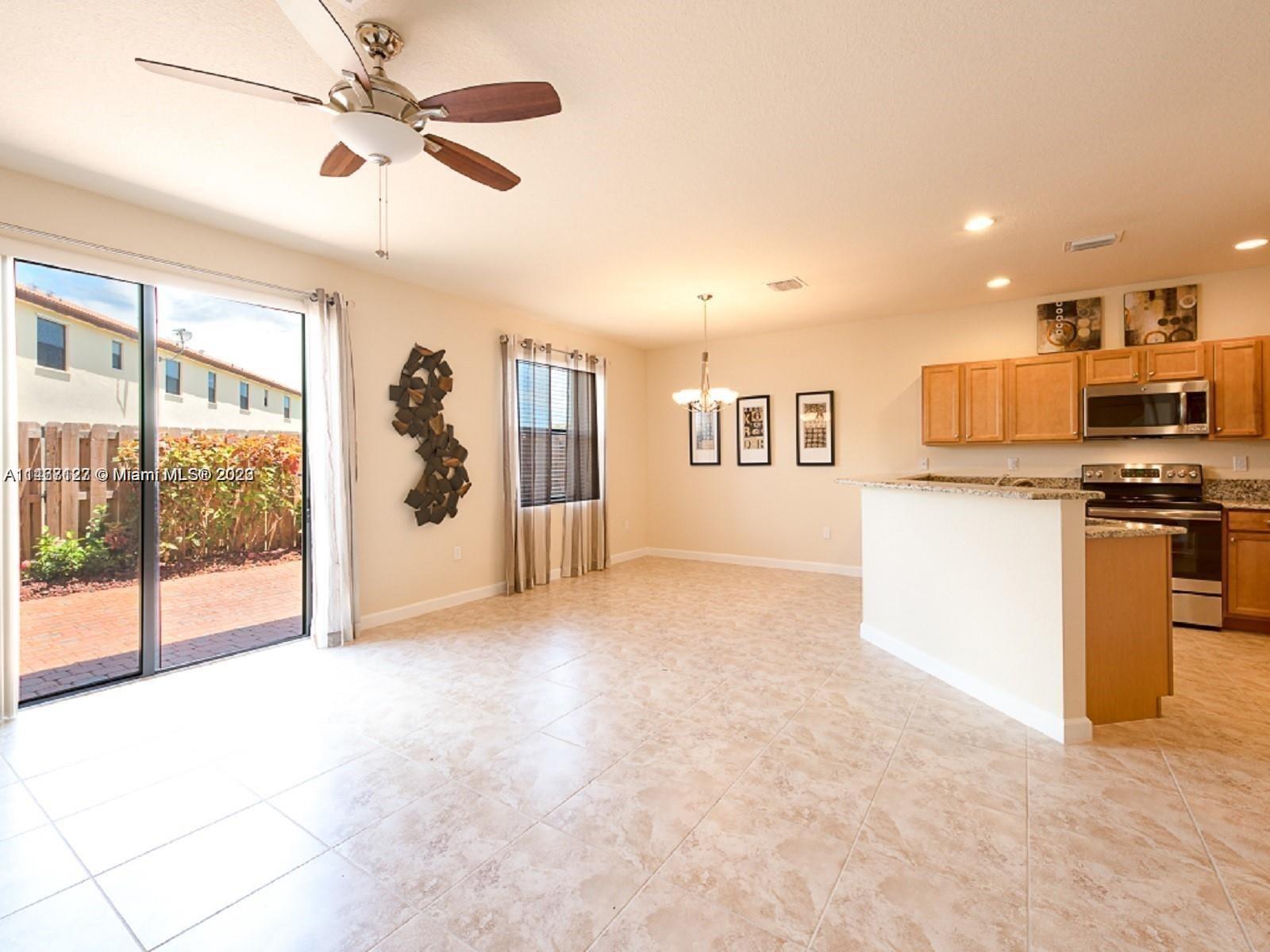 SILVER PALM WEST - Residential Lease