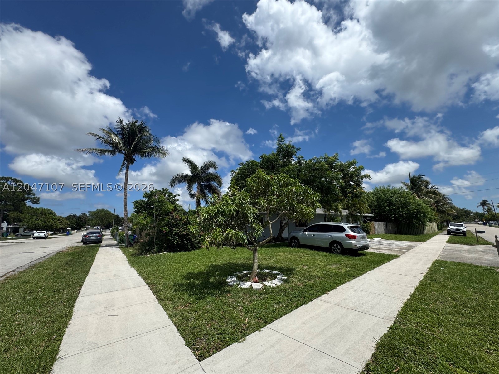 FLORAL HEIGHTS - Residential Income