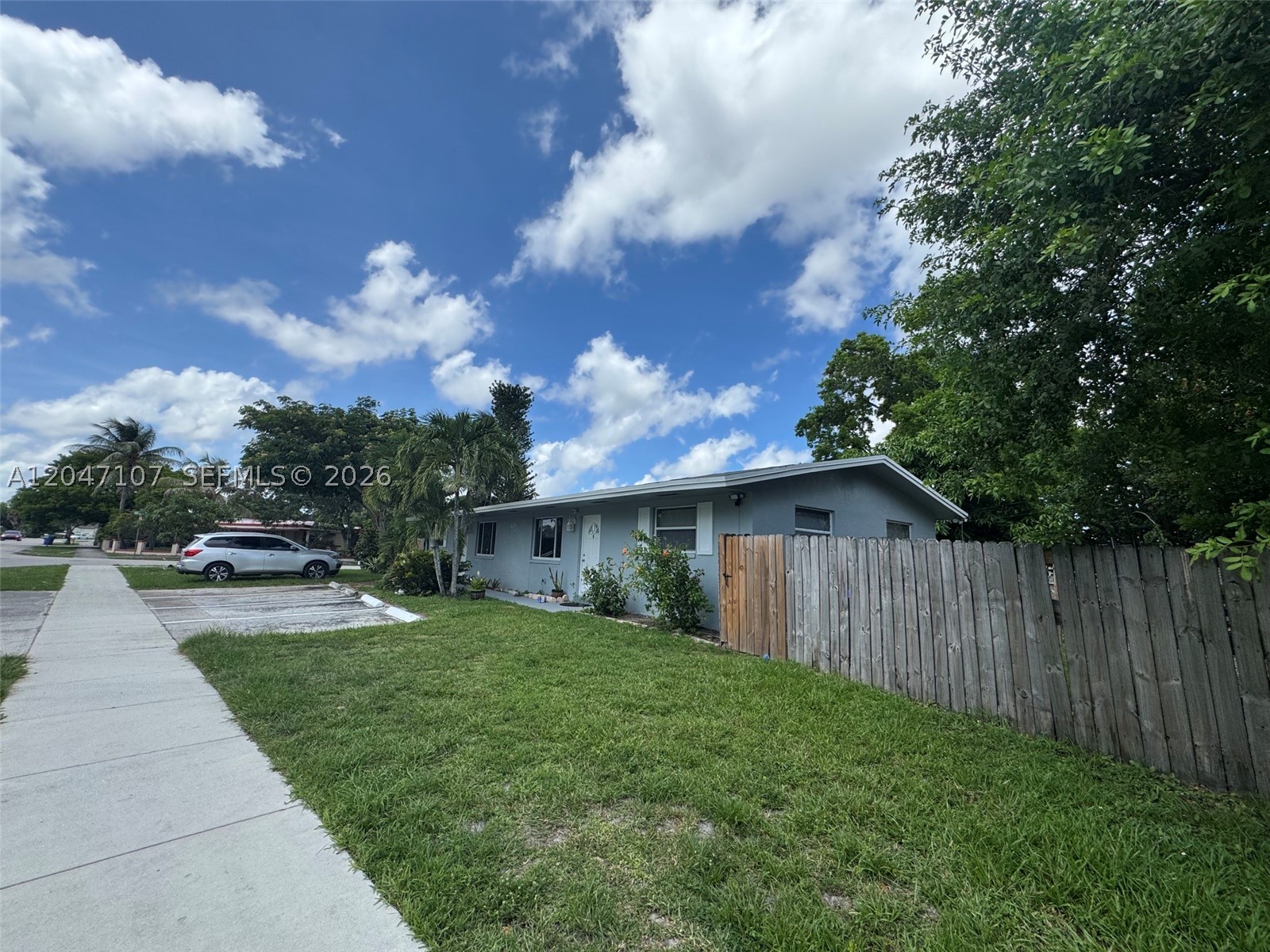 FLORAL HEIGHTS - Residential Income
