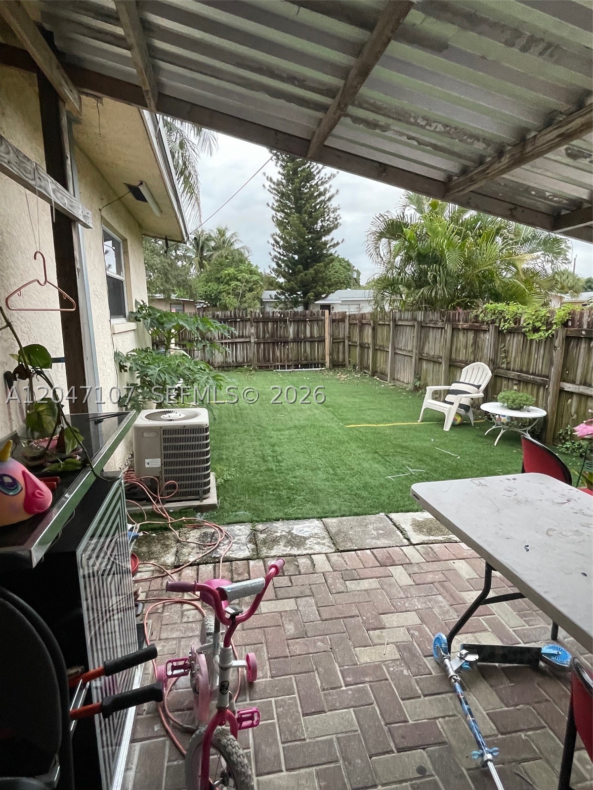 FLORAL HEIGHTS - Residential Income