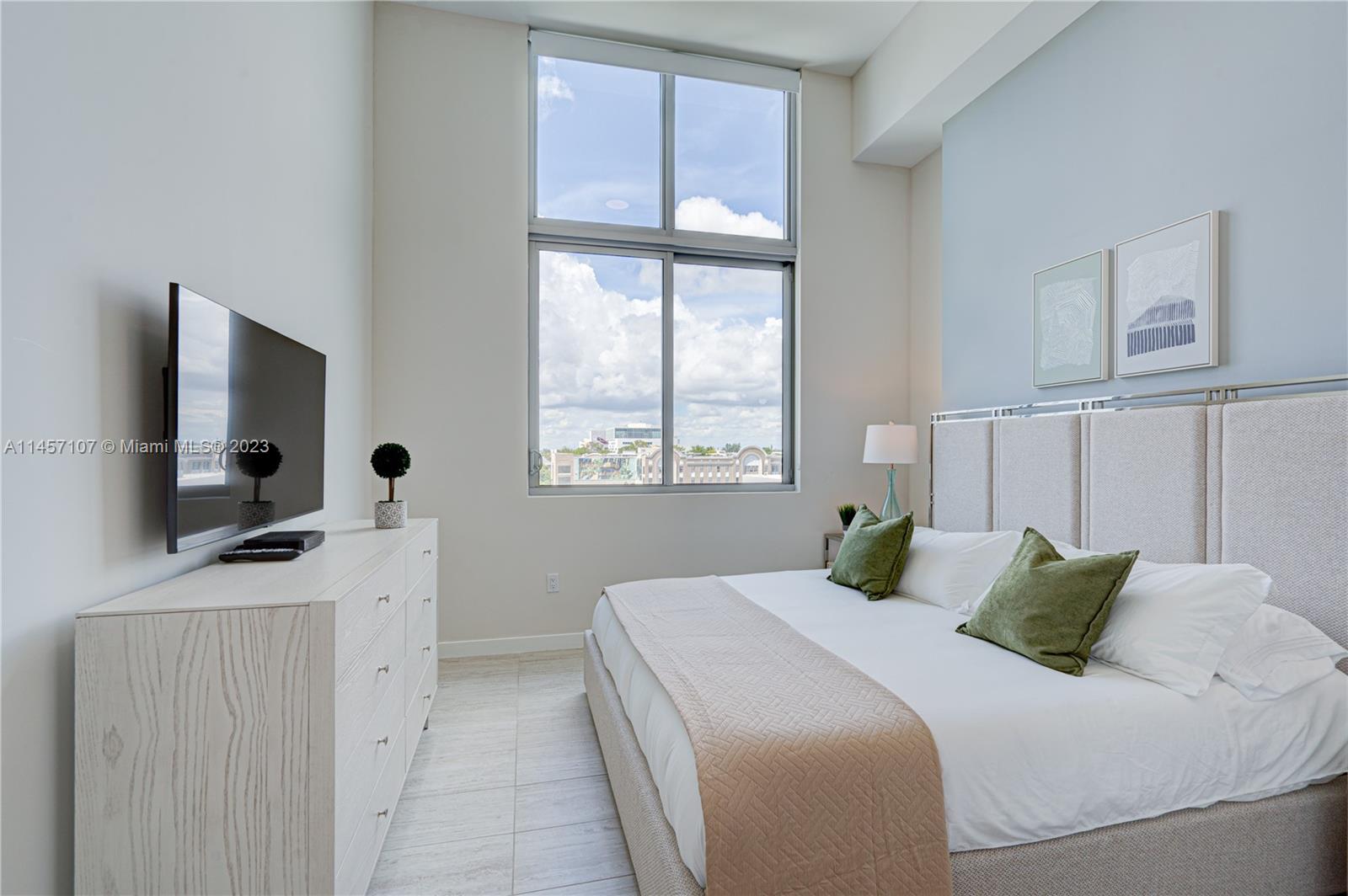 QUADRO CONDO - Residential