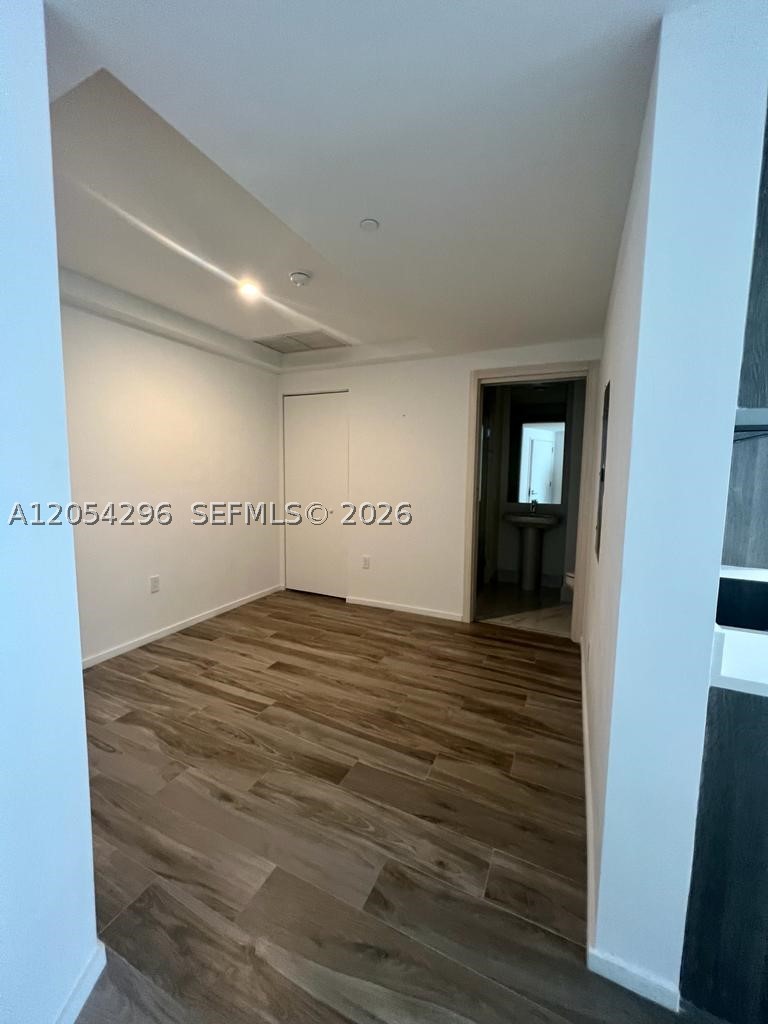 SLS LUX RESIDENCES - Residential Lease