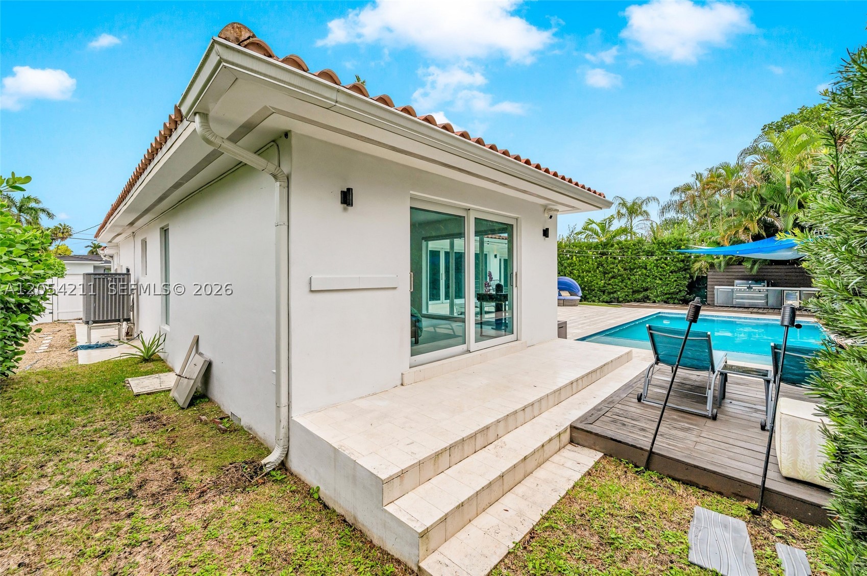 EVENINGSIDE - Residential Lease