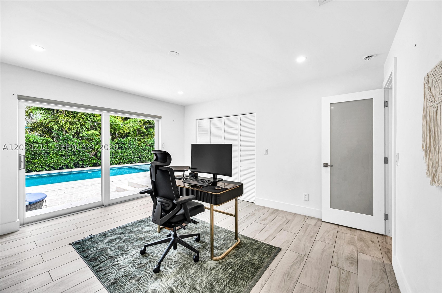 EVENINGSIDE - Residential Lease