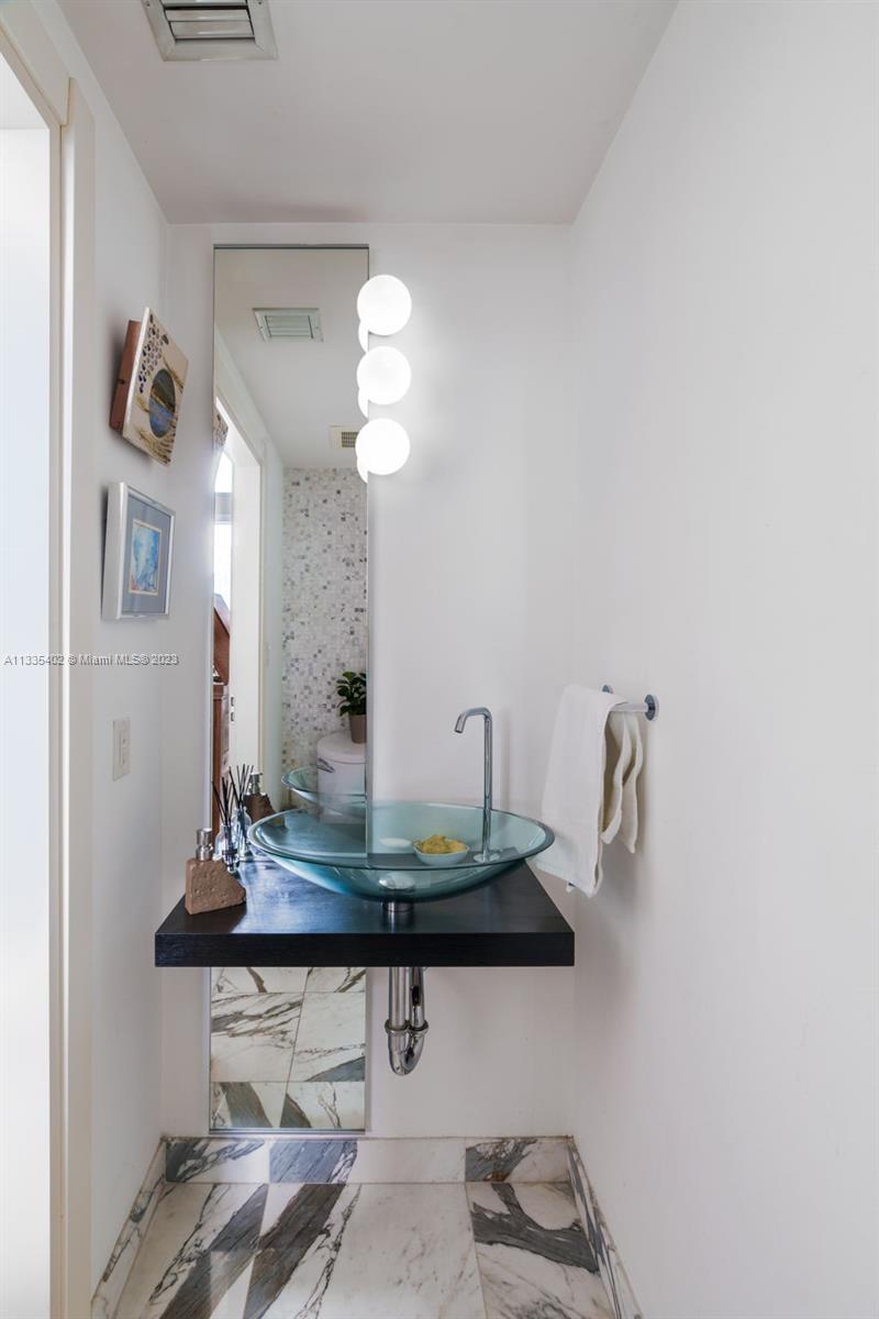 EPIC WEST CONDO - Residential Lease