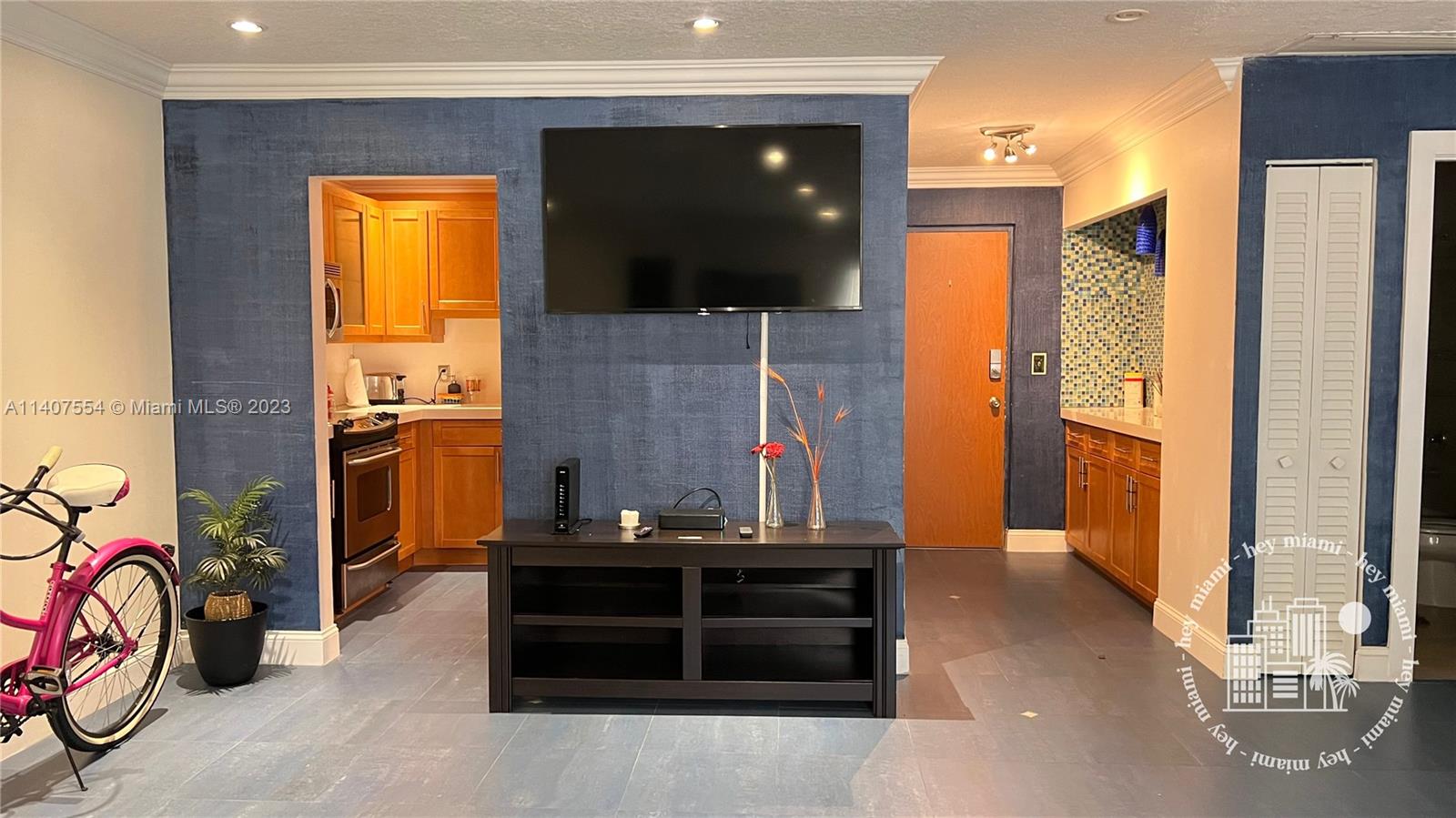 OCEAN VIEW TOWERS CONDO - Residential Lease