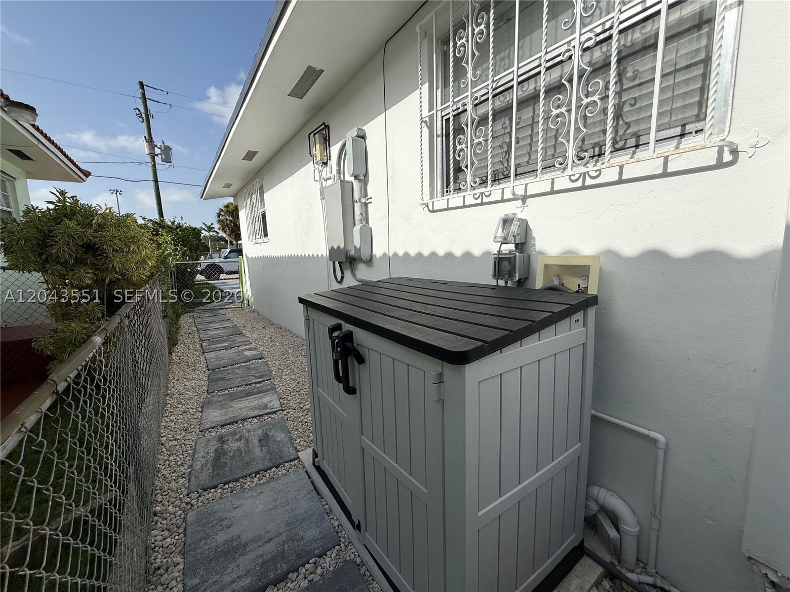 BIRD ROAD HIGHLANDS - Residential Lease