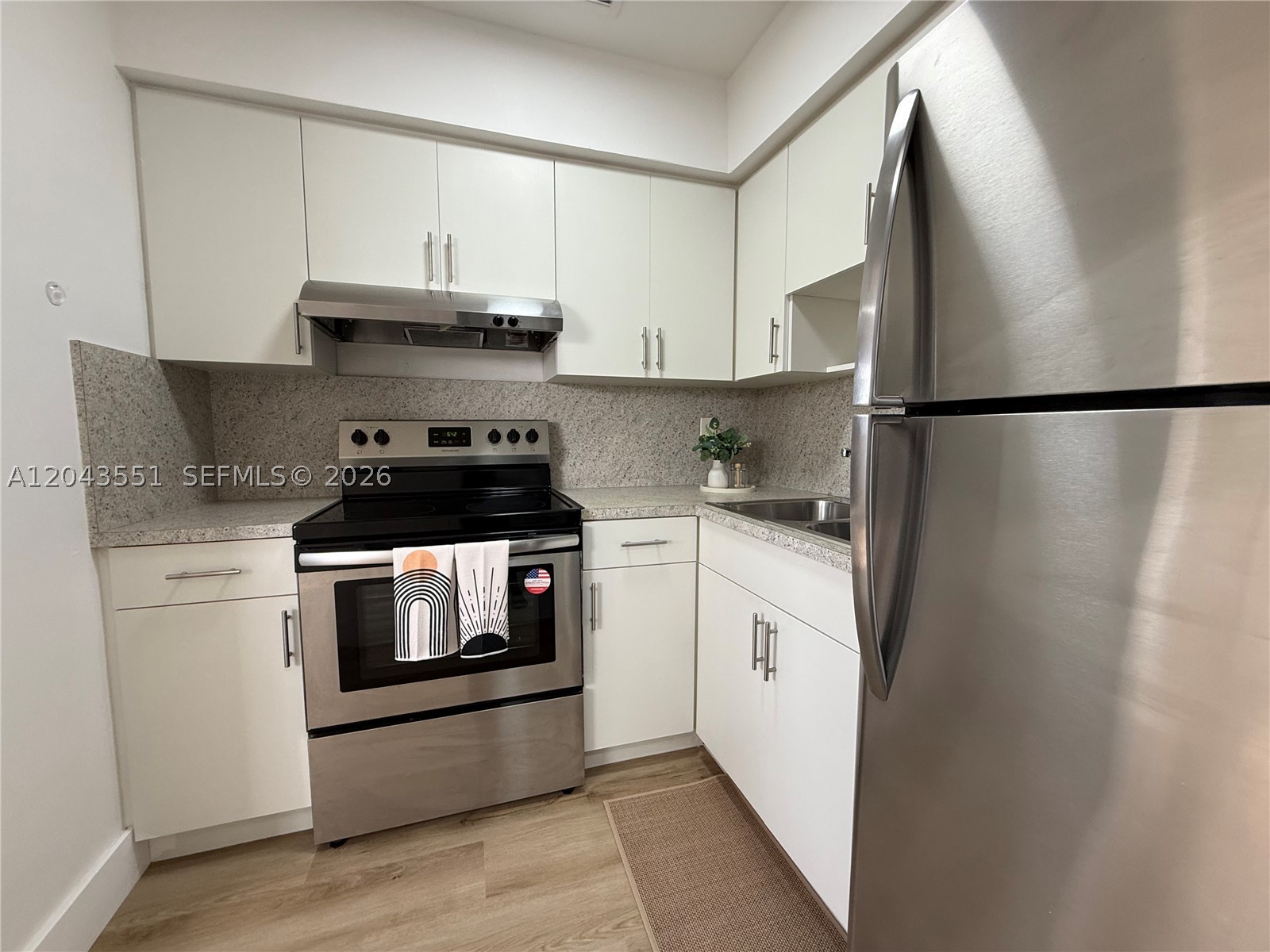 BIRD ROAD HIGHLANDS - Residential Lease