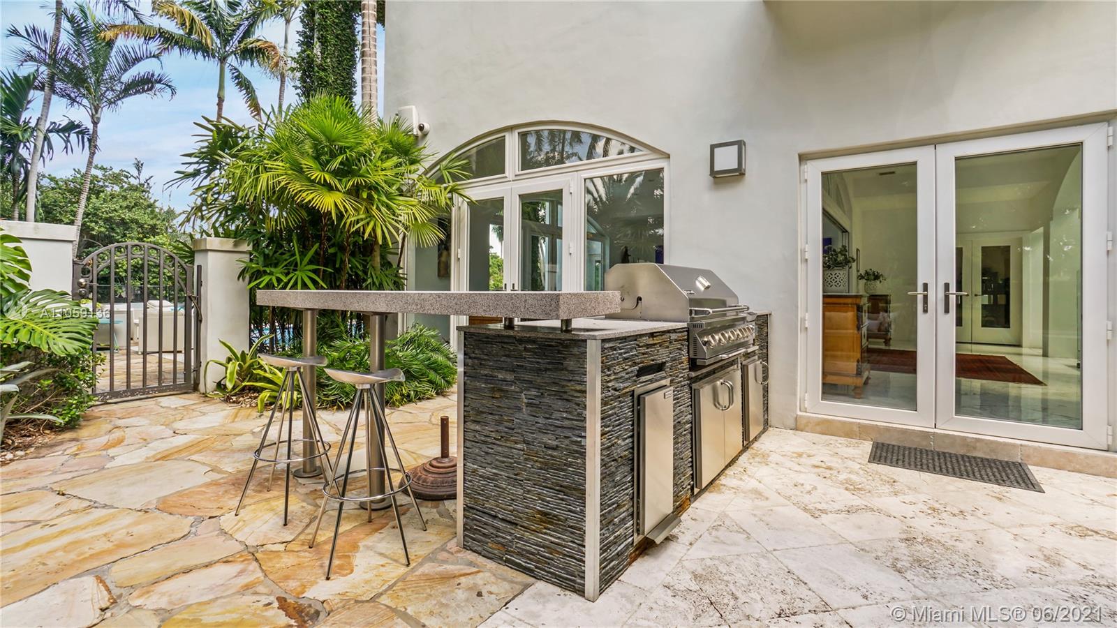 CORAL GABLES RIV SEC PT 1 - Residential