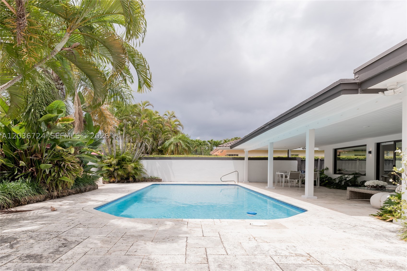 SALVADOR ESTATES - Residential Lease