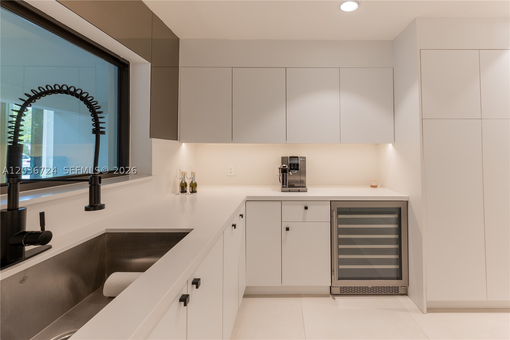 SALVADOR ESTATES - Residential Lease
