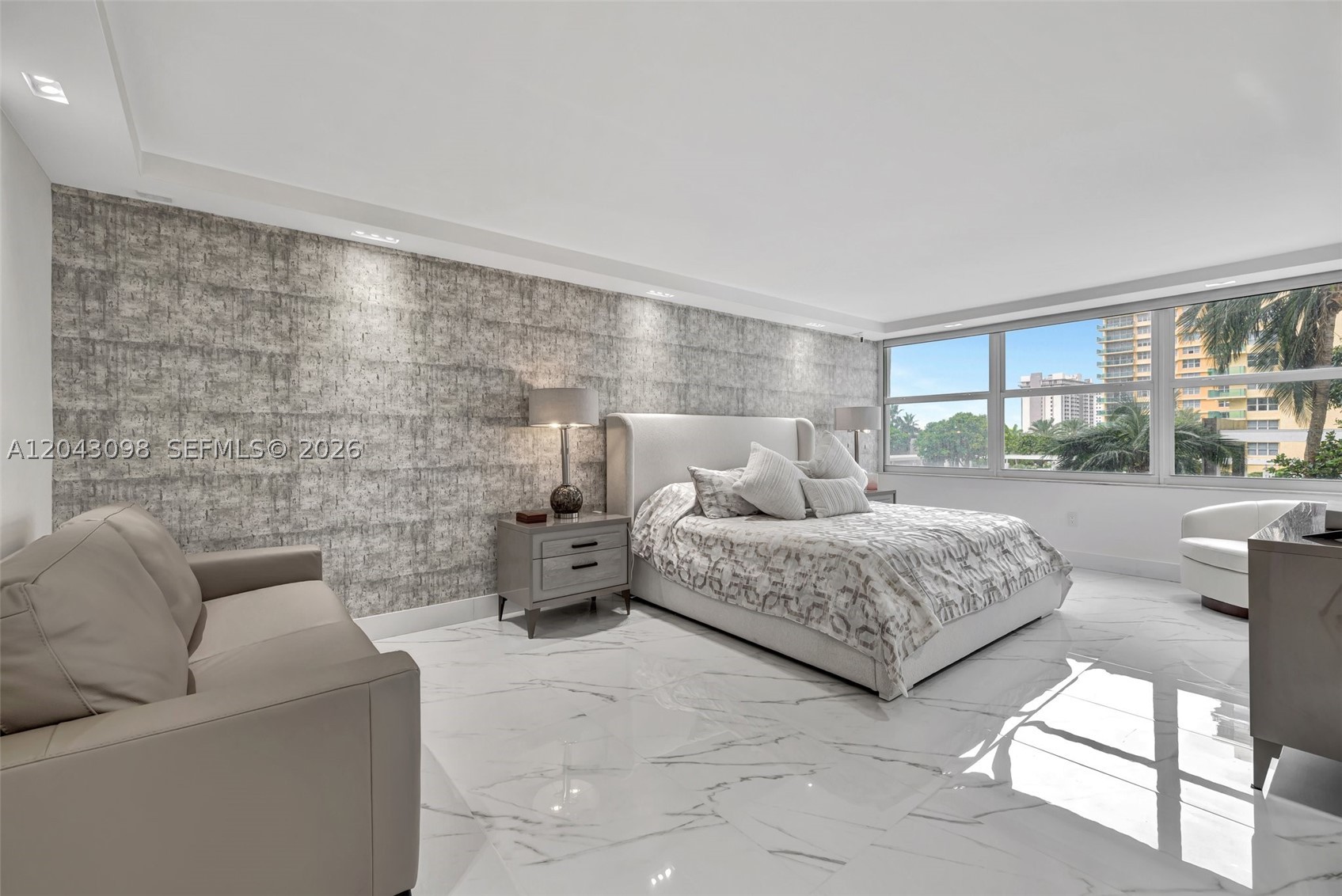 AQUARIUS CONDO - Residential