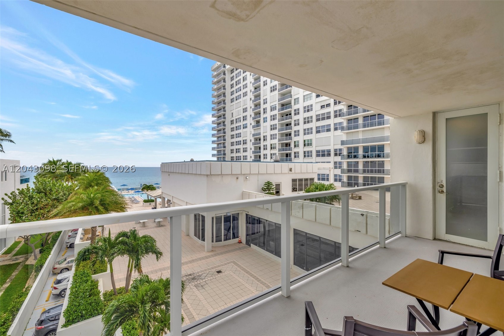 AQUARIUS CONDO - Residential