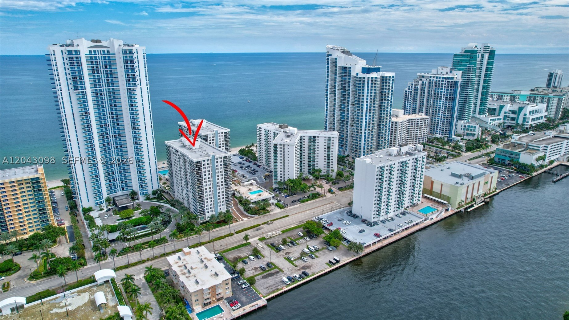 AQUARIUS CONDO - Residential