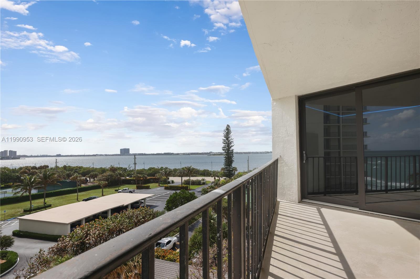CONNEMARA CONDO - Residential