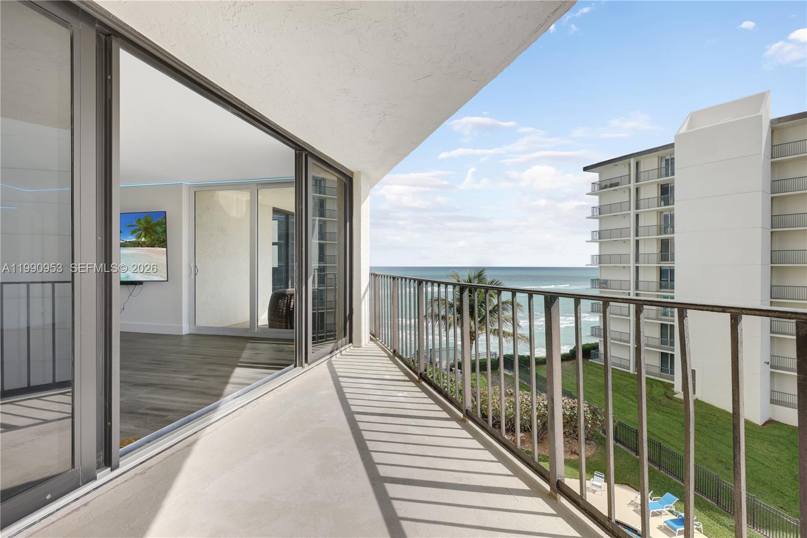 CONNEMARA CONDO - Residential