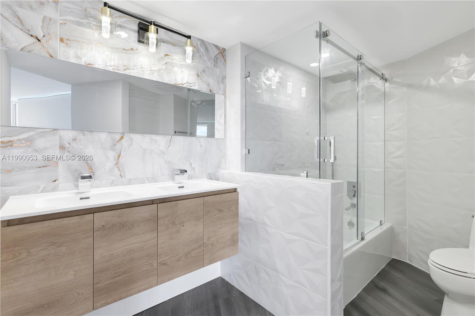 CONNEMARA CONDO - Residential