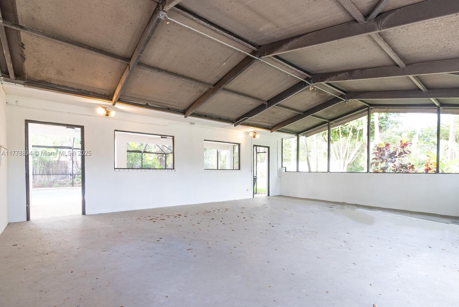 HARWOOD HEIGHTS - Residential Lease