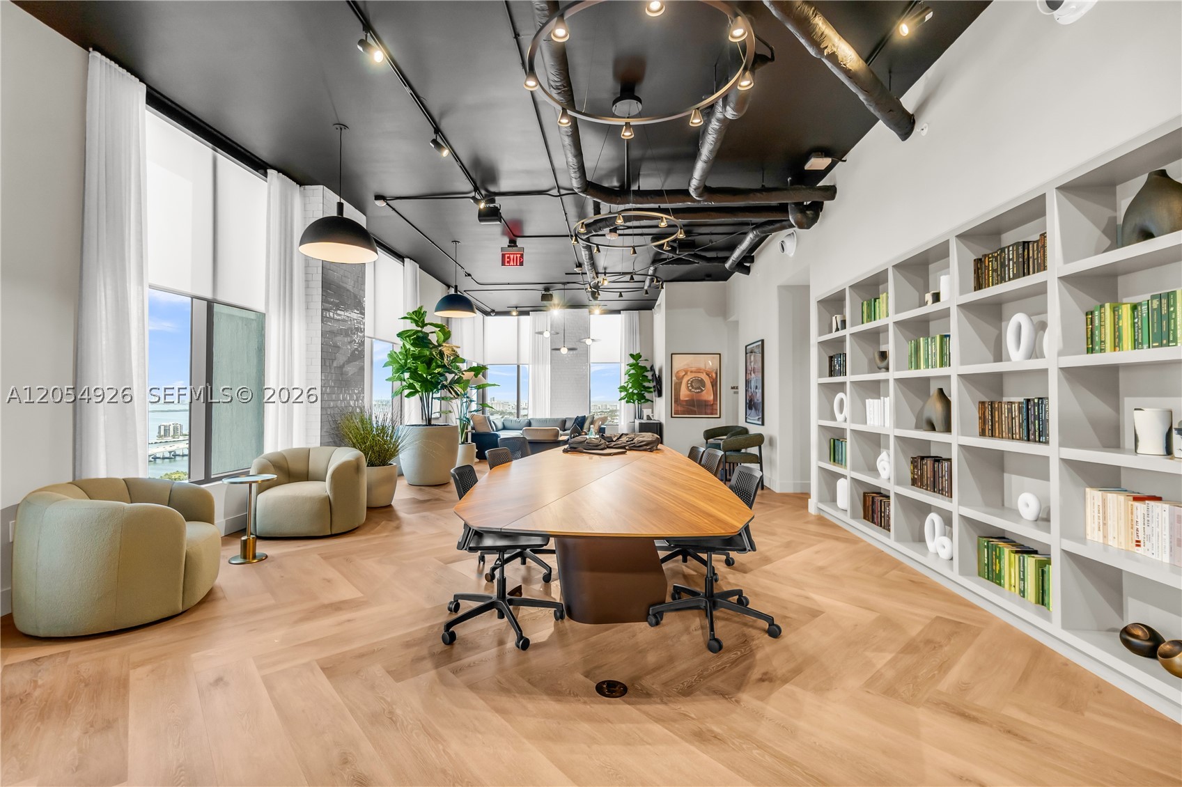 501 First Residence - Residential