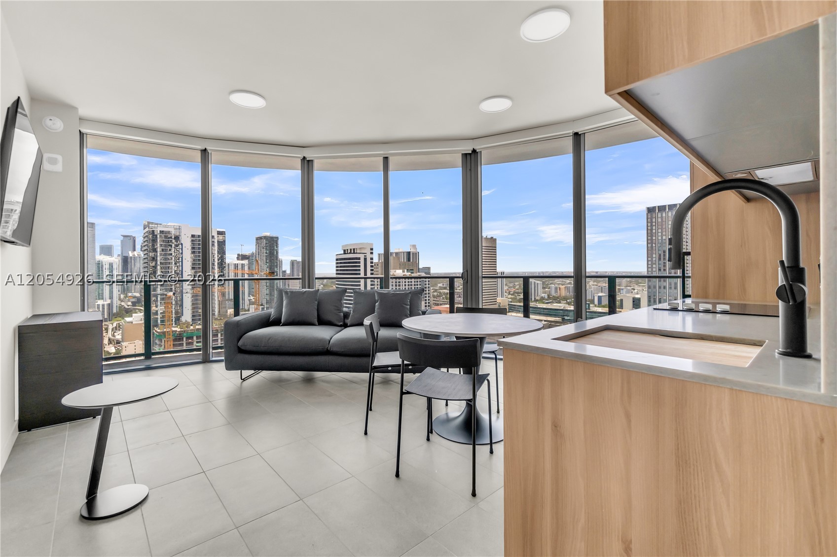 501 First Residence - Residential