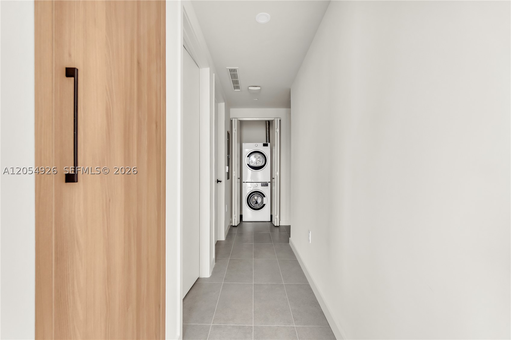 501 First Residence - Residential