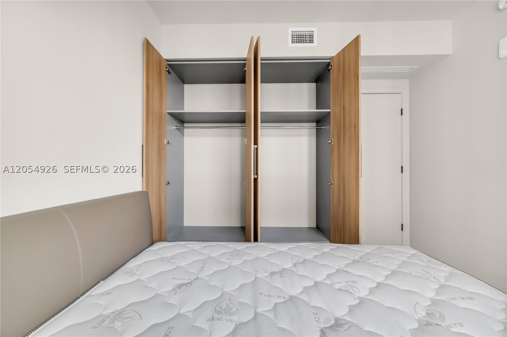 501 First Residence - Residential