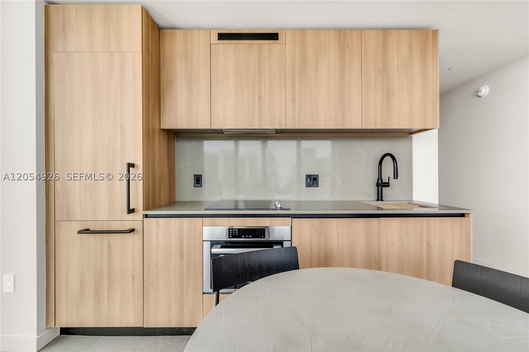 501 First Residence - Residential