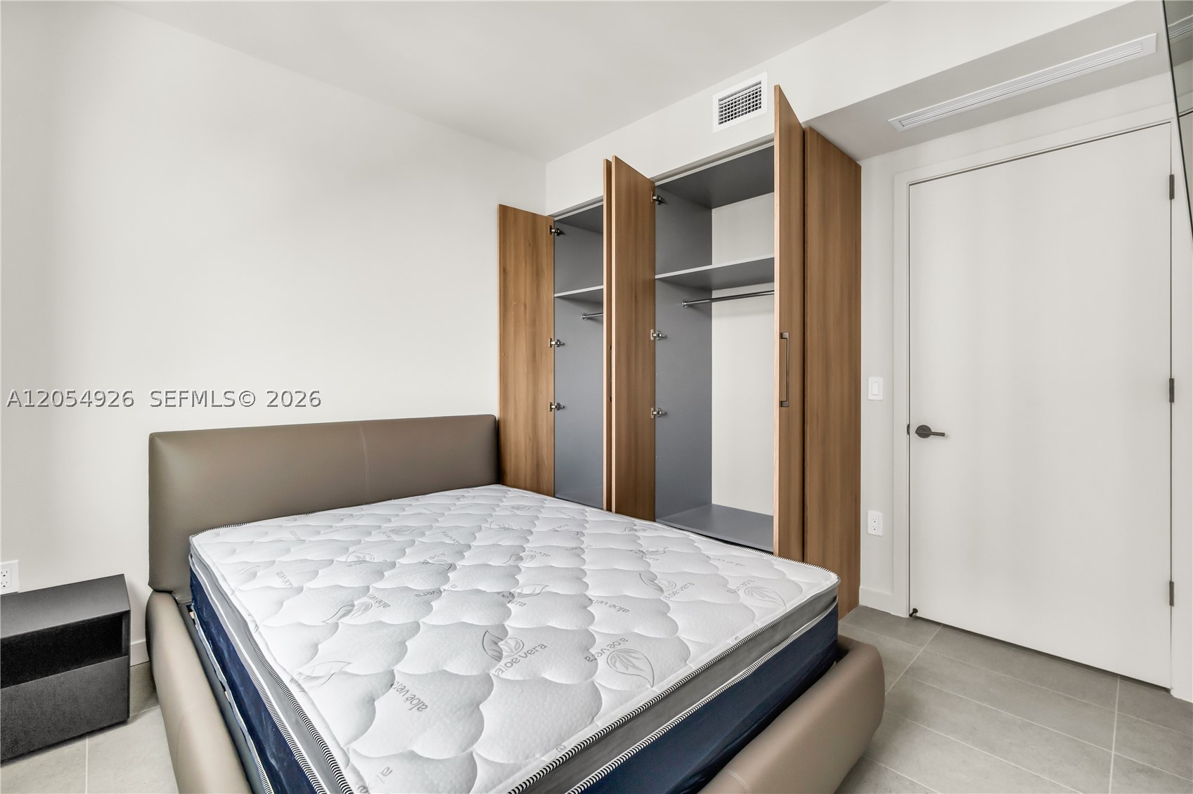 501 First Residence - Residential